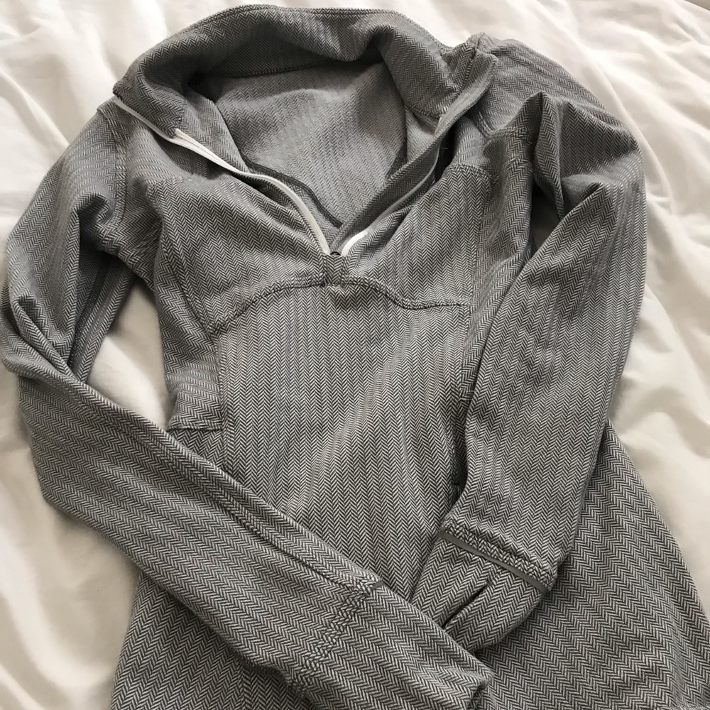 Lululemon Pullover